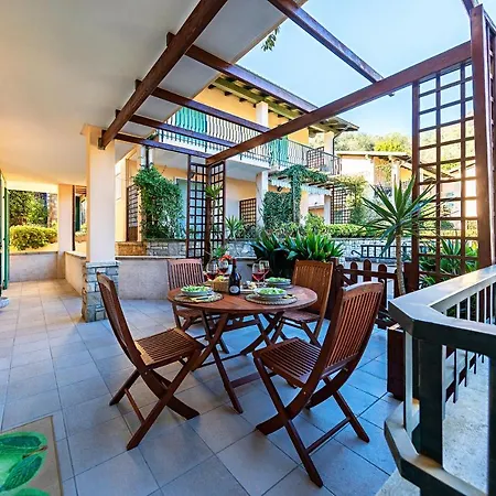 Al Vittoriale Apartmán Gardone Riviera
