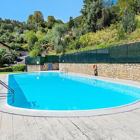 Al Vittoriale Apartmán *